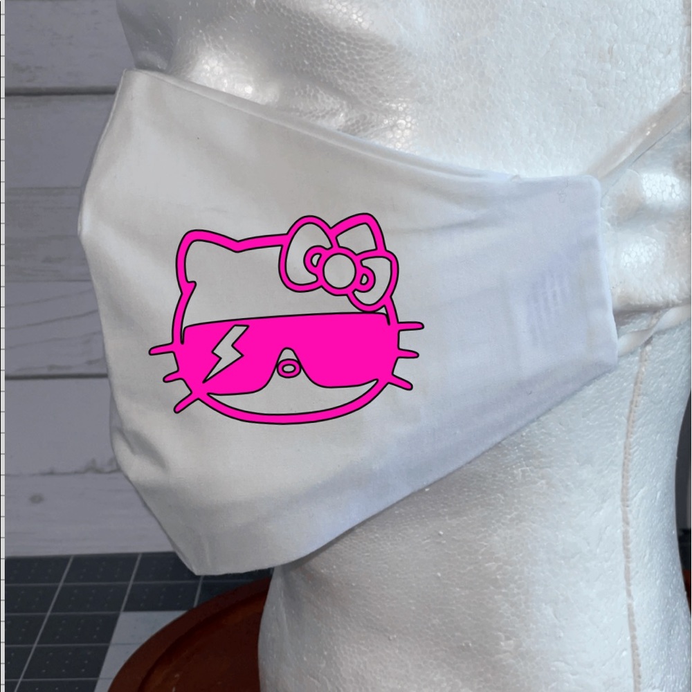 Hello kitty face mask 4.5in